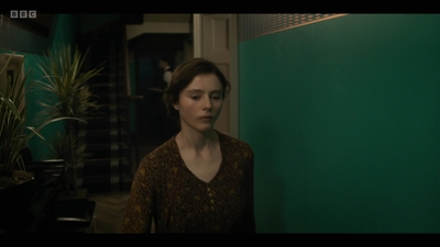 Life_After_Life_S01E03_mkv8071.jpg