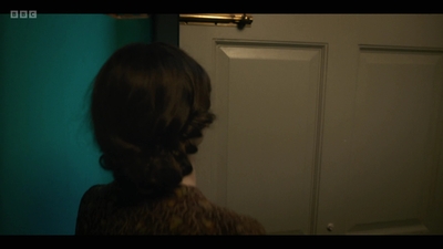 Life_After_Life_S01E03_mkv8073.jpg