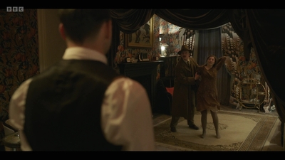 Life_After_Life_S01E03_mkv8091.jpg