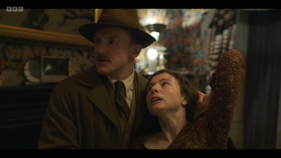 Life_After_Life_S01E03_mkv8094.jpg