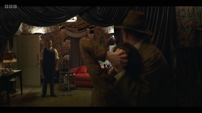 Life_After_Life_S01E03_mkv8096.jpg