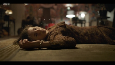 Life_After_Life_S01E03_mkv8116.jpg