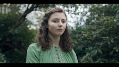 Life_After_Life_S01E03_mkv8234.jpg