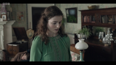 Life_After_Life_S01E03_mkv8257.jpg