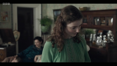 Life_After_Life_S01E03_mkv8269.jpg