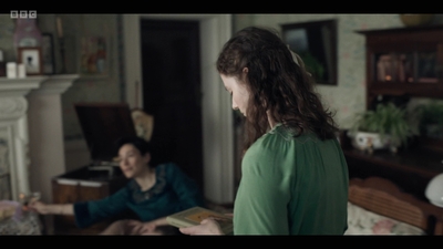 Life_After_Life_S01E03_mkv8274.jpg