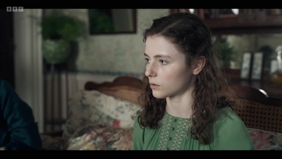 Life_After_Life_S01E03_mkv8280.jpg