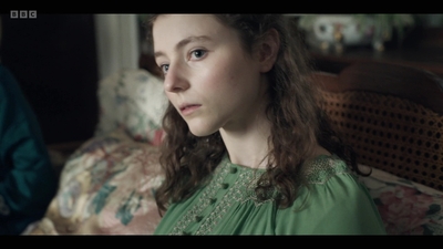 Life_After_Life_S01E03_mkv8311.jpg