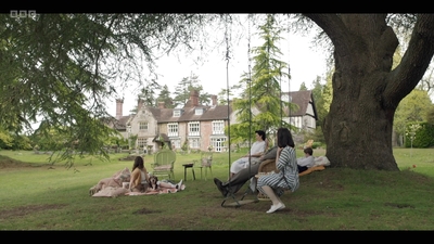 Life_After_Life_S01E03_mkv8434.jpg