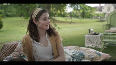 Life_After_Life_S01E03_mkv8460.jpg