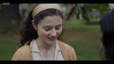 Life_After_Life_S01E03_mkv8510.jpg