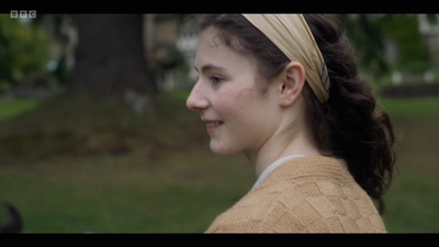 Life_After_Life_S01E03_mkv8523.jpg