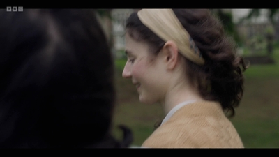 Life_After_Life_S01E03_mkv8524.jpg