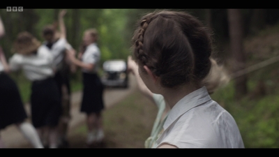 Life_After_Life_S01E03_mkv8579.jpg