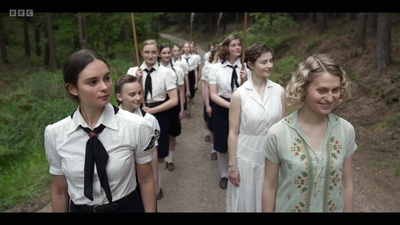 Life_After_Life_S01E03_mkv8620.jpg