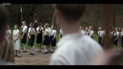 Life_After_Life_S01E03_mkv8637.jpg