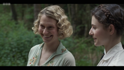 Life_After_Life_S01E03_mkv8649.jpg