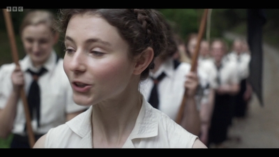 Life_After_Life_S01E03_mkv8653.jpg