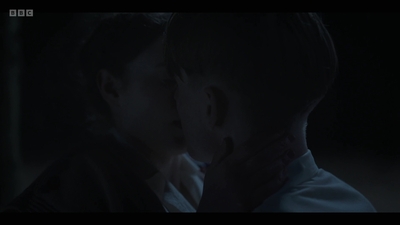 Life_After_Life_S01E03_mkv8925.jpg