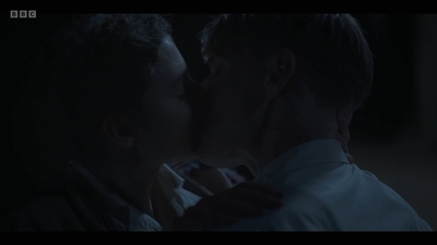 Life_After_Life_S01E03_mkv8929.jpg