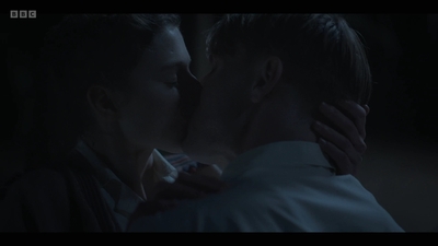 Life_After_Life_S01E03_mkv8935.jpg