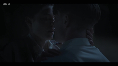 Life_After_Life_S01E03_mkv8936.jpg