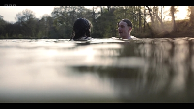 Life_After_Life_S01E03_mkv9045.jpg
