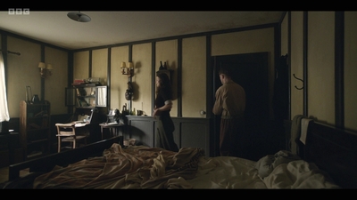 Life_After_Life_S01E03_mkv9127.jpg