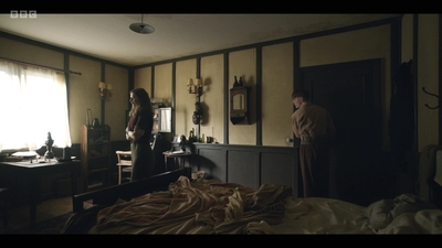 Life_After_Life_S01E03_mkv9130.jpg
