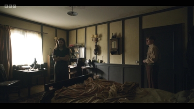 Life_After_Life_S01E03_mkv9132.jpg