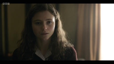 Life_After_Life_S01E03_mkv9153.jpg