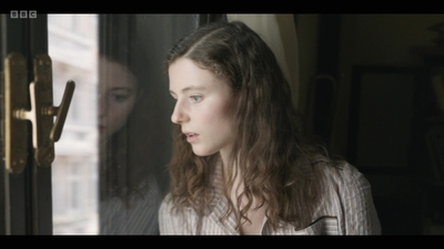 Life_After_Life_S01E03_mkv9273.jpg