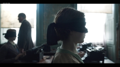 Life_After_Life_S01E03_mkv9344.jpg