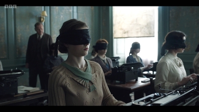 Life_After_Life_S01E03_mkv9351.jpg