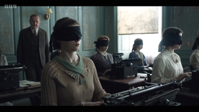 Life_After_Life_S01E03_mkv9354.jpg