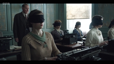 Life_After_Life_S01E03_mkv9356.jpg