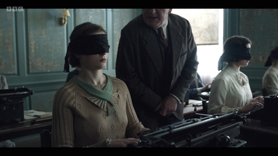 Life_After_Life_S01E03_mkv9366.jpg