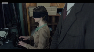 Life_After_Life_S01E03_mkv9369.jpg
