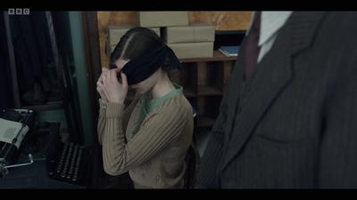 Life_After_Life_S01E03_mkv9375.jpg