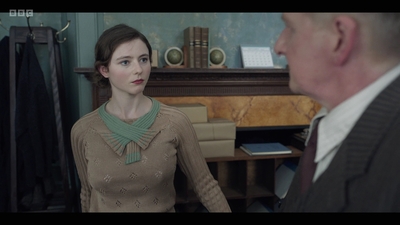 Life_After_Life_S01E03_mkv9389.jpg