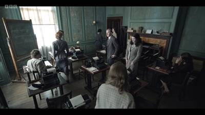 Life_After_Life_S01E03_mkv9400.jpg
