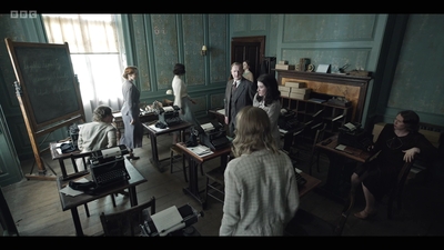 Life_After_Life_S01E03_mkv9401.jpg