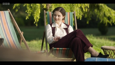 Life_After_Life_S01E03_mkv9487.jpg