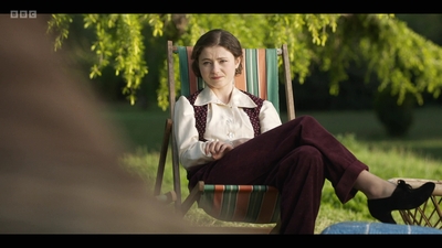 Life_After_Life_S01E03_mkv9507.jpg
