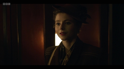 Life_After_Life_S01E03_mkv9540.jpg