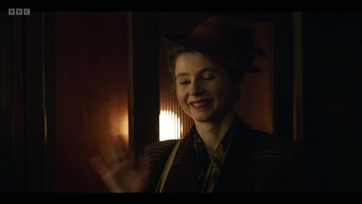 Life_After_Life_S01E03_mkv9544.jpg