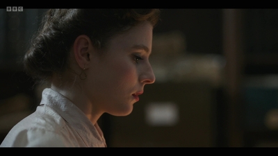 Life_After_Life_S01E03_mkv9574.jpg