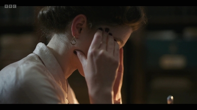 Life_After_Life_S01E03_mkv9578.jpg