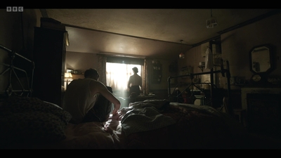 Life_After_Life_S01E03_mkv9626.jpg