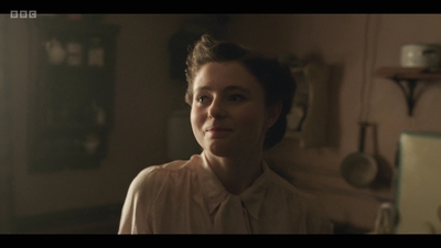 Life_After_Life_S01E03_mkv9634.jpg